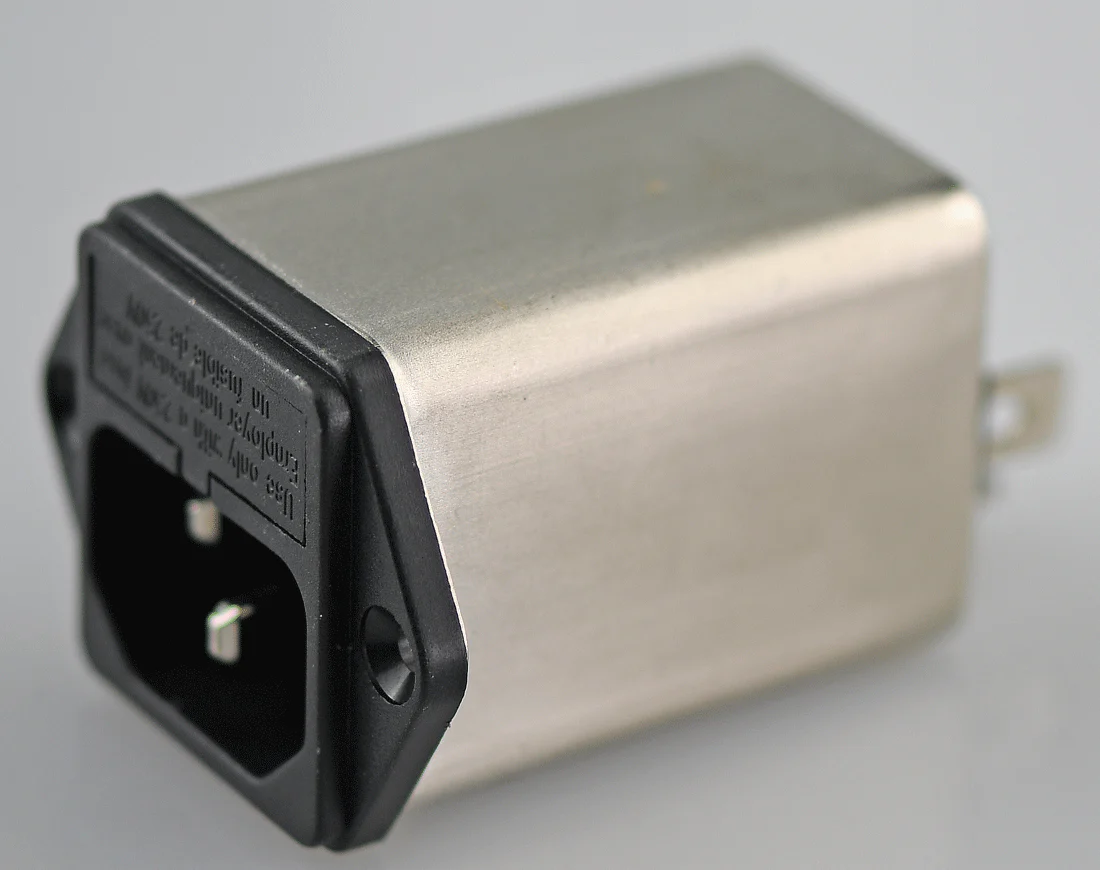 Filtered power inlet 10A 250V YB11B2- 10A-Q (IEC socket with fuse filter)