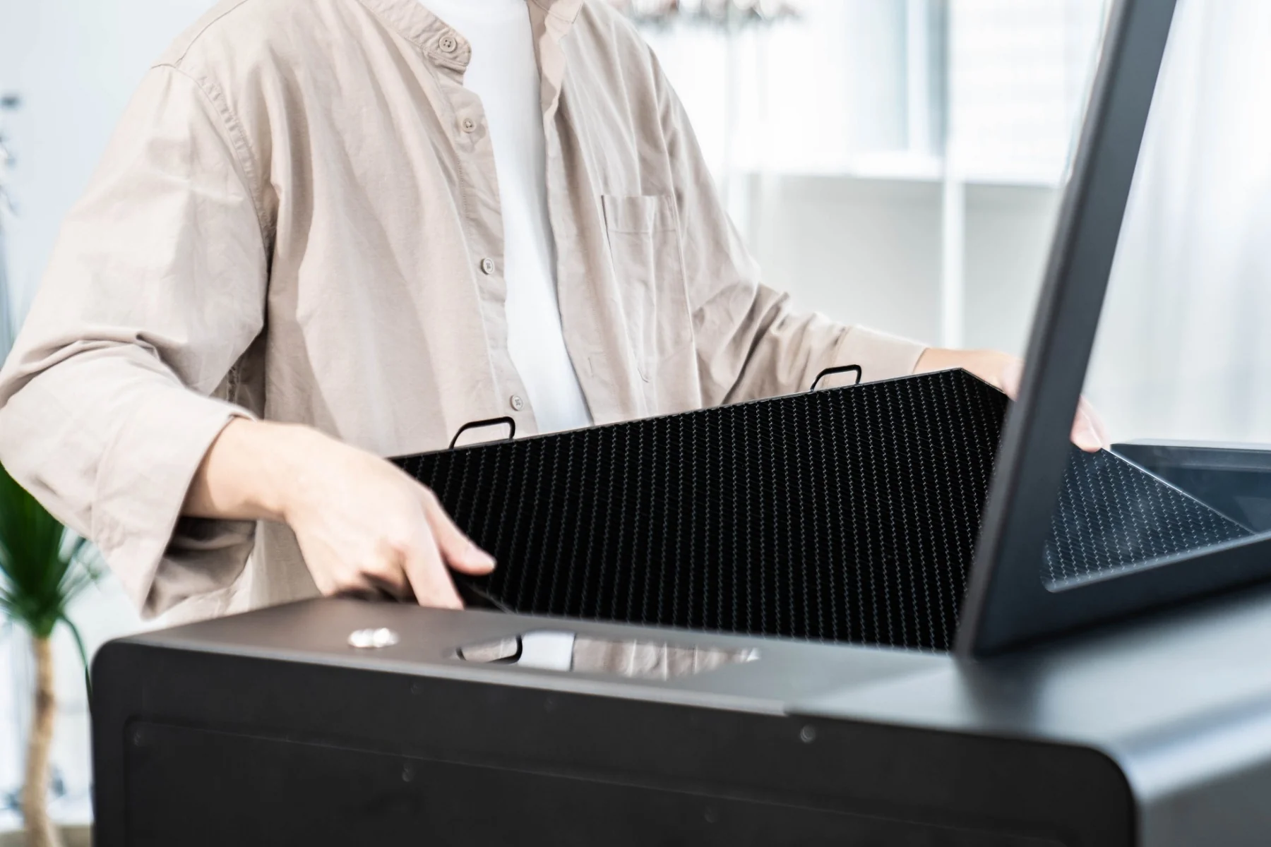 FLUX - HEXA '60W' Desktop CO² Laser Cutter - Image 11