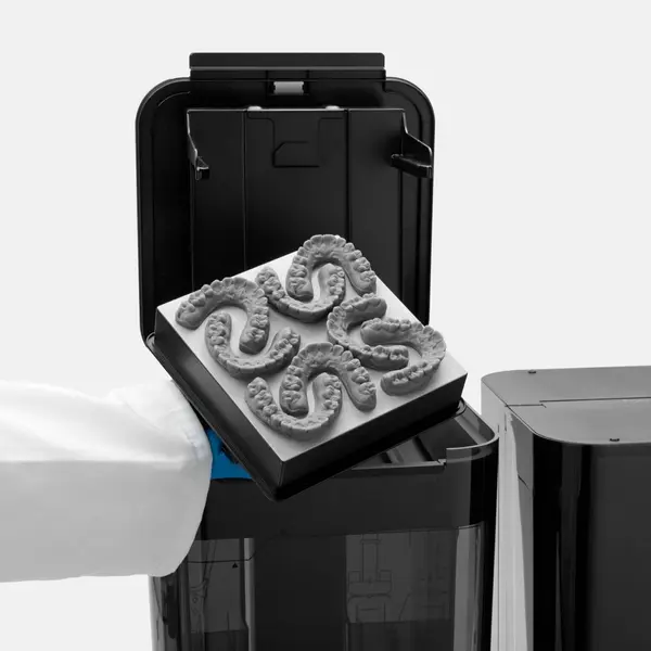 Formlabs - Form 3 – Grey Cartridge Resin (V4.1) - 1L - Image 2